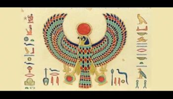 حورس في الطيران: رمزية الصقر في الفن المصري