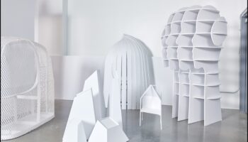 النحات الاجتماعي: صياغة الاتصالات في الساحة الرقمية