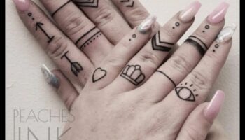 انتصارات صغيرة: انطلق في رحلة الوشم الإصبعي الأنيق