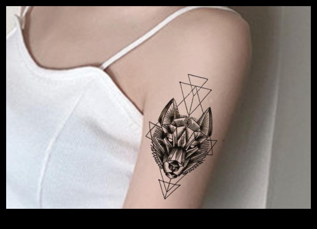 ما وراء الأساسيات: قصص وراء أساليب الوشم المتطورة